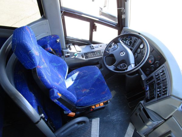 2007 MCI J4500 Lift Equipped Highway Coach C63902 - Image 11