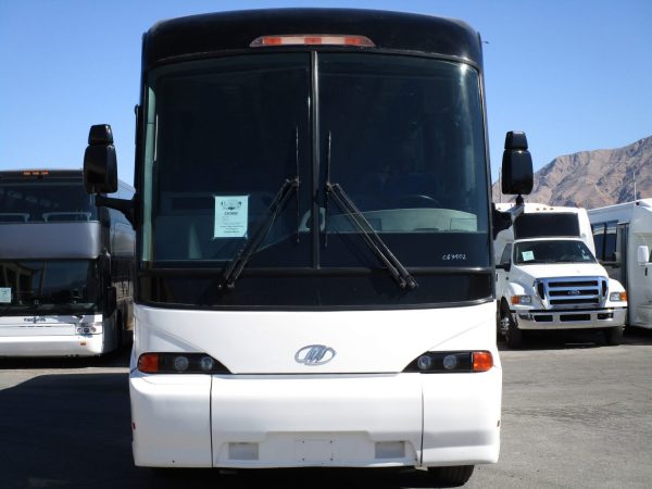 2007 MCI J4500 Lift Equipped Highway Coach C63902 - Image 2