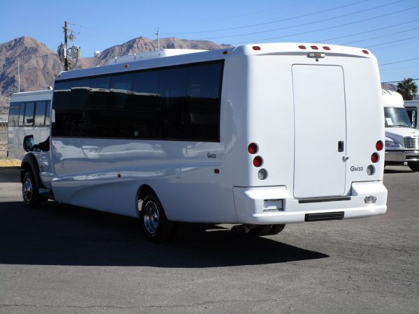 2016 Grech Motors GM33 Executive Style Shuttle Bus S33511 - Image 5