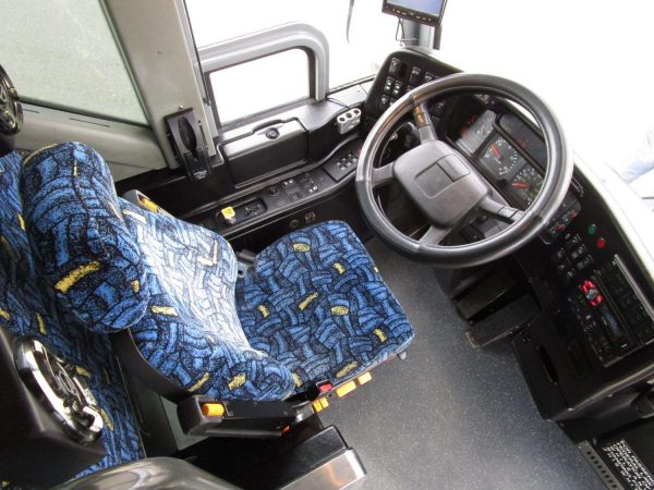 2001 Prevost H3-45 Highway Coach C14174 - Image 11