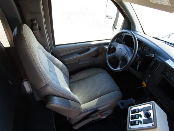2006 Collins Bus Bantam Daycare Bus S53831 - Image 11