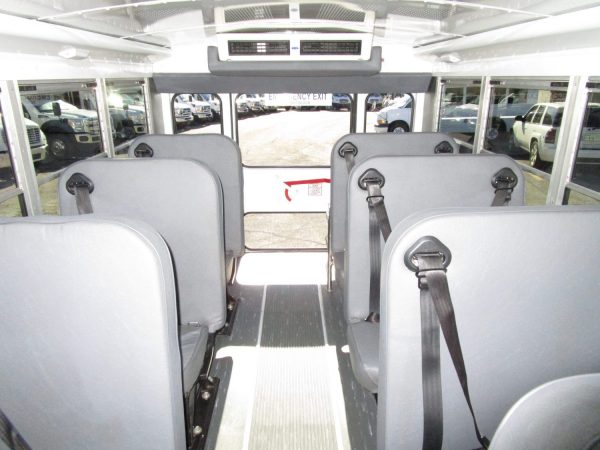 2006 Collins Bus Bantam Daycare Bus S53831 - Image 9