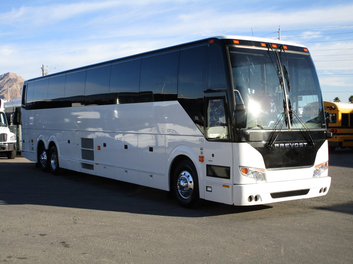 prevost tour buses