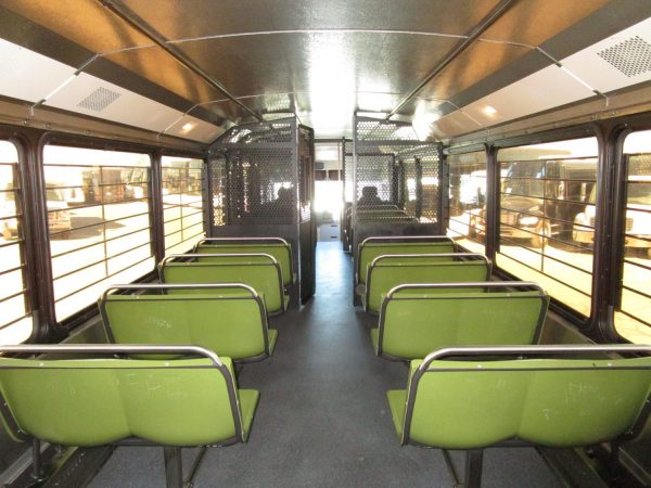 2001 MCI D4000 Prison Bus C54304 - Image 10