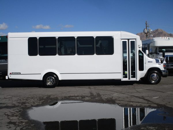 2019 ElDorado Advantage Shuttle Bus Passenger Side