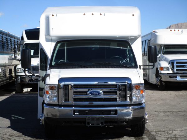 2019 ElDorado Advantage Shuttle Bus Front