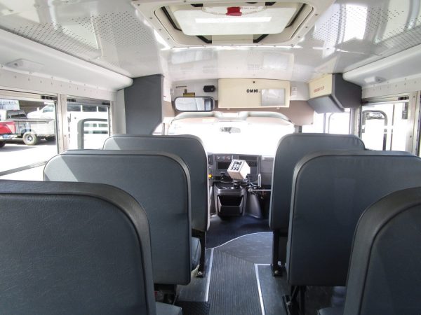 2006 Collins Bus Bantam Daycare Bus B53147 - Image 10