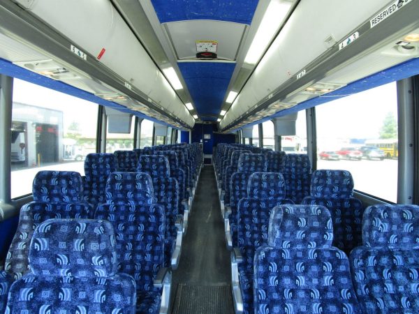 2007 MCI J4500 Lift Equipped Highway Coach C63904 - Image 9