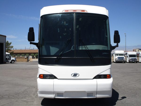 2007 MCI J4500 Lift Equipped Highway Coach C63904 - Image 2