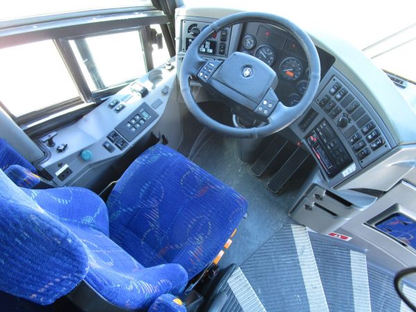2007 MCI J4500 Lift Equipped Highway Coach C63904 - Image 11