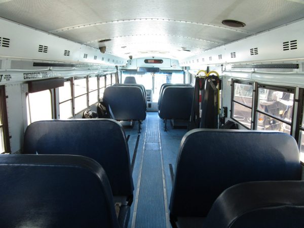 2005 Thomas Saf-T-Liner HDX Lift Equipped School Bus B60718 - Image 9