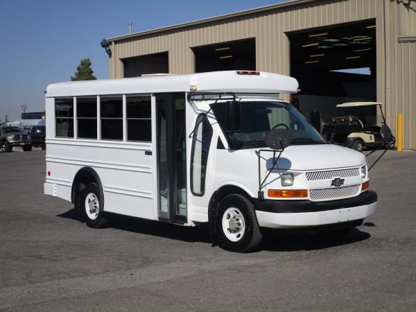 2008 Collins Bantam Daycare Bus B06761