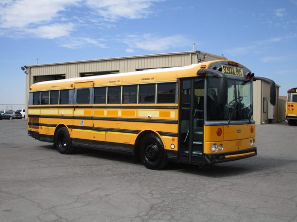 2006 Thomas Saf-T-Liner HDX Lift Equipped School Bus B74954