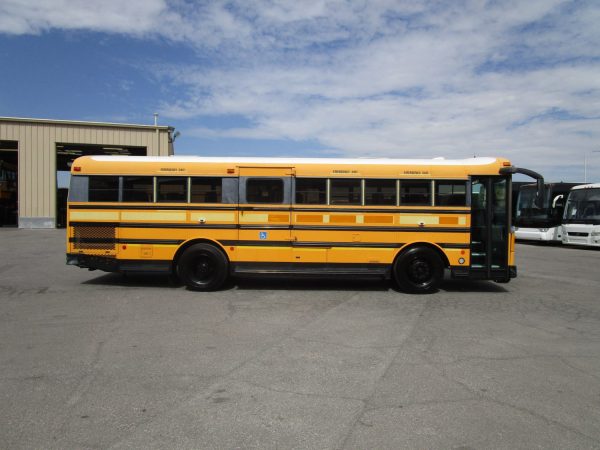 2006 Thomas Saf-T-Liner HDX Lift Equipped School Bus B74954 - Image 4