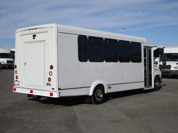 2017 Goshen Impulse Shuttle Bus Sales S26500 - Image 7