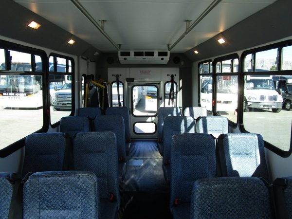 2015 ElDorado Advantage Lift Equipped Shuttle Bus S19755 - Image 9