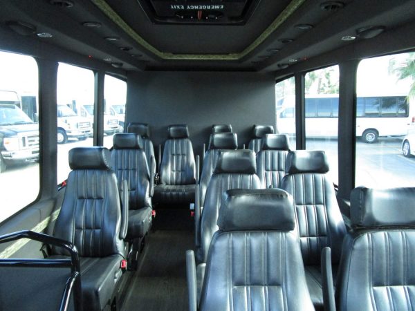 2016 Turtle Top VT3 Luxury Shuttle Bus S54713 - Image 9