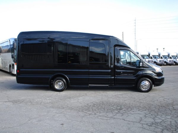 2016 Turtle Top VT3 Luxury Shuttle Bus S54713 - Image 4