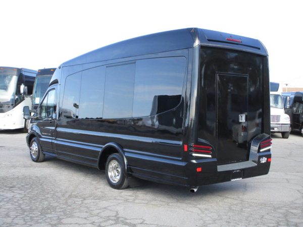 2016 Turtle Top VT3 Luxury Shuttle Bus S54713 - Image 5