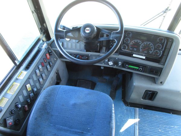 2007 Thomas Saf-T-Liner HDX Lift Equipped School Bus B87048 - Image 11