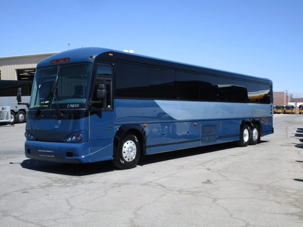 2016 MCI D4505 Lift Equipped Highway Coach C14020 - Image 3