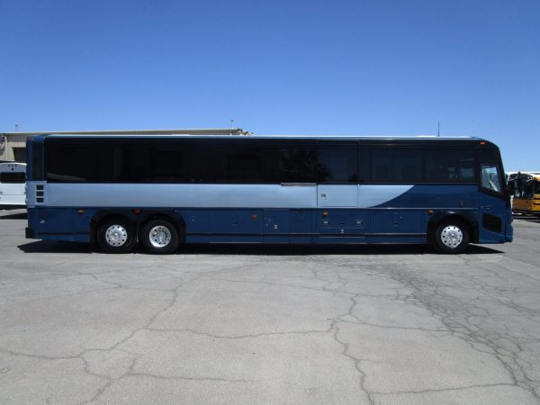 2016 MCI D4505 Lift Equipped Highway Coach C14020 - Image 4