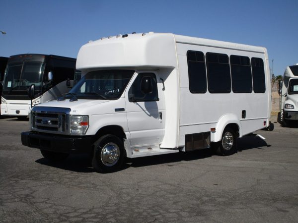 2012 Elkhart Coach ECII Lift Equipped Shuttle S29117 - Image 3