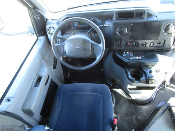 2012 Elkhart Coach ECII Lift Equipped Shuttle S29117 - Image 11