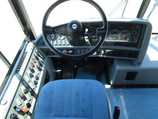 2007 Thomas Saf-T-Liner HDX Lift Equipped School Bus B88732 - Image 11