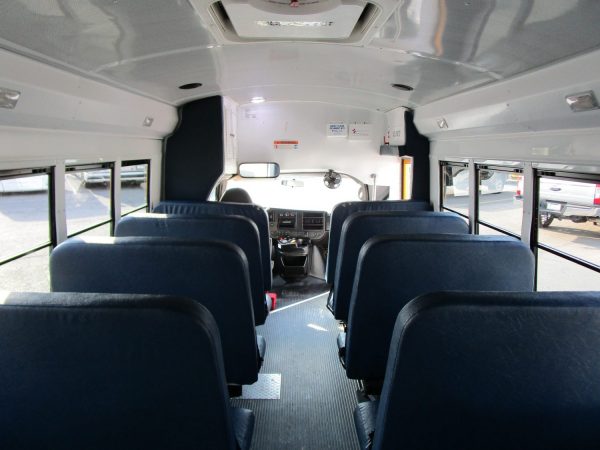 2015 Chevy Starcraft Quest School Bus B38032 - Image 11