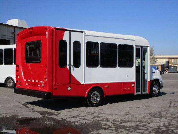 2014 Starcraft Allstar Lift Equipped Shuttle Bus S17991 - Image 7