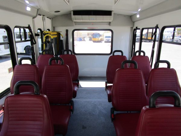 2014 Starcraft Allstar Lift Equipped Shuttle Bus S17991 - Image 9
