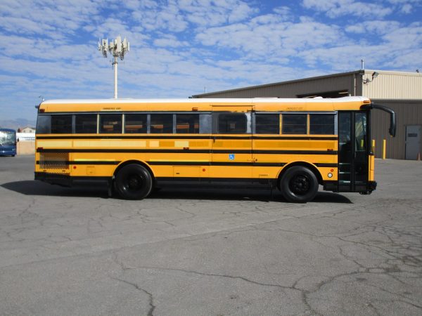 2007 Thomas Saf-T-Liner HDX Lift Equipped School Bus B88673 - Image 4