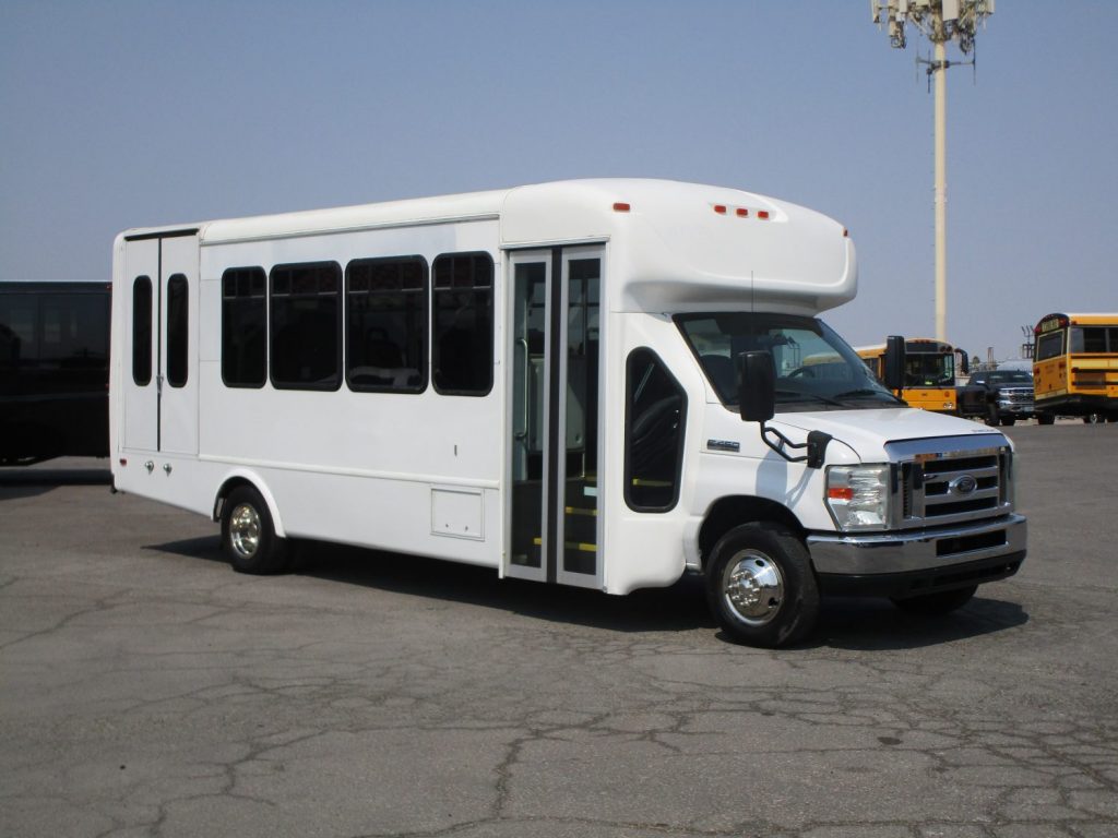 2012 Starcraft Allstar Lift Equipped Shuttle Bus S47229 Las Vegas Bus