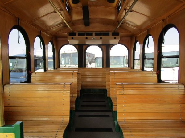 2013 Hometown Trolley The Carriage S12751 - Image 10