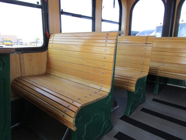 2013 Hometown Trolley The Carriage S12751 - Image 8