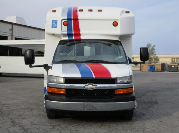 2011 Glaval Lift Equipped Shuttle S79604 - Image 2