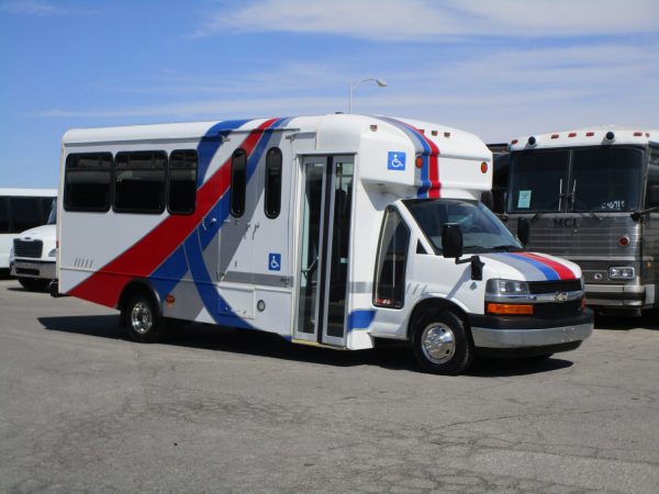 2011 Glaval Lift Equipped Shuttle S79604