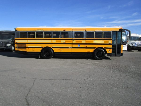 2007 Thomas Saf-T-Liner HDX Lift Equipped School Bus B87047 - Image 4