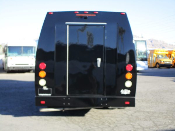 2011 Federal Spirit 27 Shuttle Bus S56074 - Image 6