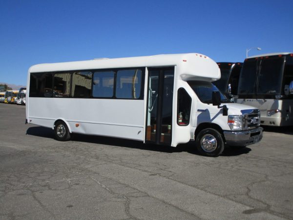 2016 Starcraft Allstar Shuttle Bus S19865