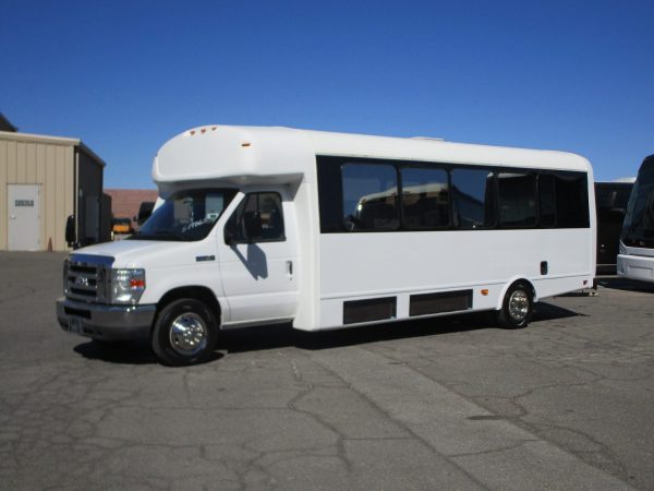 2016 Starcraft Allstar Shuttle Bus S19865 - Image 3
