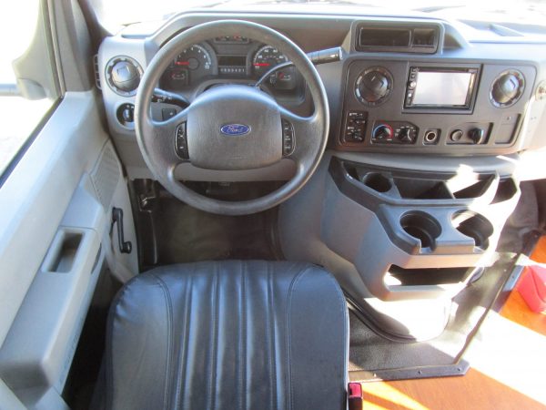2016 Starcraft Allstar Shuttle Bus S19865 - Image 11