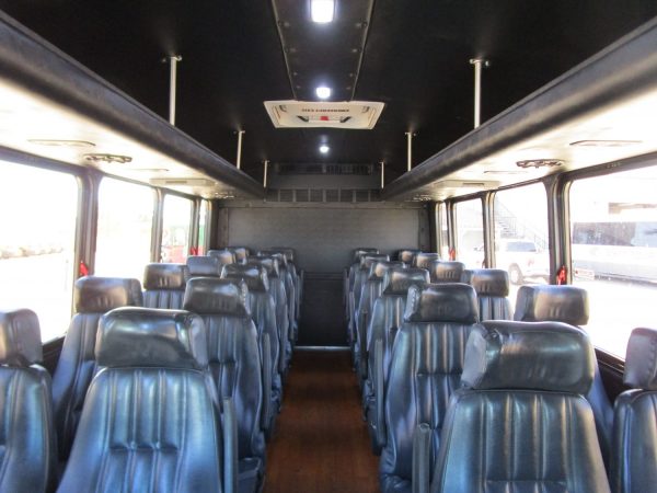 2016 Starcraft Allstar Shuttle Bus S19865 - Image 9
