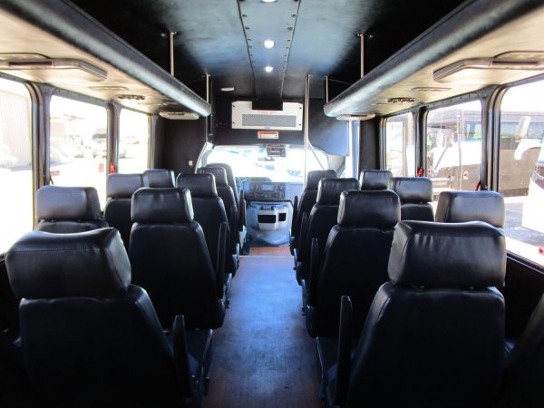 2016 Starcraft Allstar Shuttle Bus S19865 - Image 10