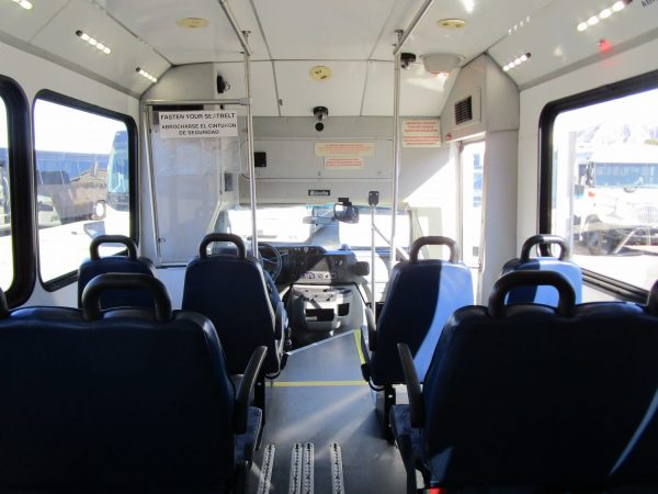 2015 Glaval Lift Equipped Shuttle S34954 - Image 9