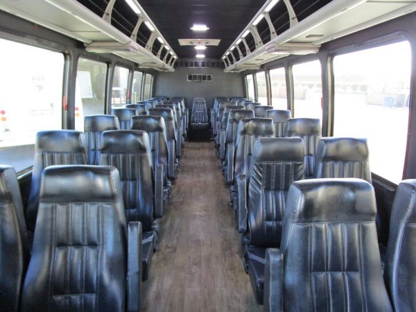 2017 Ameritrans 425 M2 Vista Luxury Shuttle Bus SX0541 - Image 9
