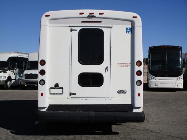 2015 Glaval Lift Equipped Shuttle S34944 - Image 6
