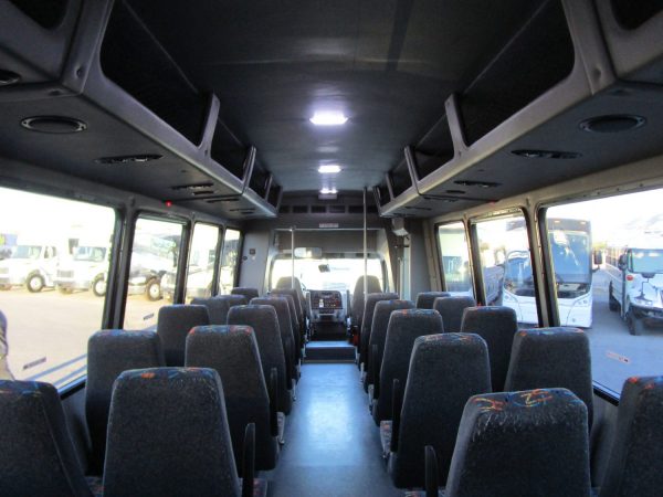 2016 Ameritrans Shuttle Bus SC3271 - Image 10