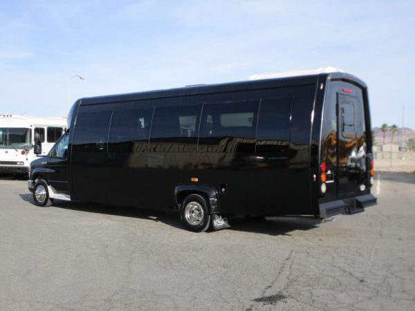 2017 KSIR 290RL Shuttle Bus S62960 - Image 5